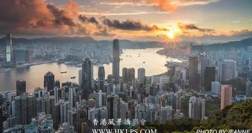 超碰一区二区-探索网络世界的多元维度，超碰一区二区的真实与虚构