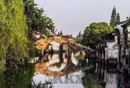 欧美成人免费草草影院视频麻豆-跨文化影视探索，欧美成人内容在特定平台的文化交融与兴趣考量